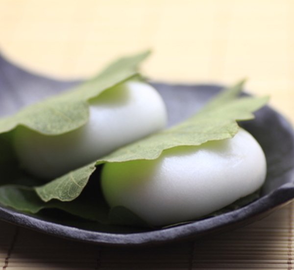 Kashiwa mochi / Photo: japancentre.com