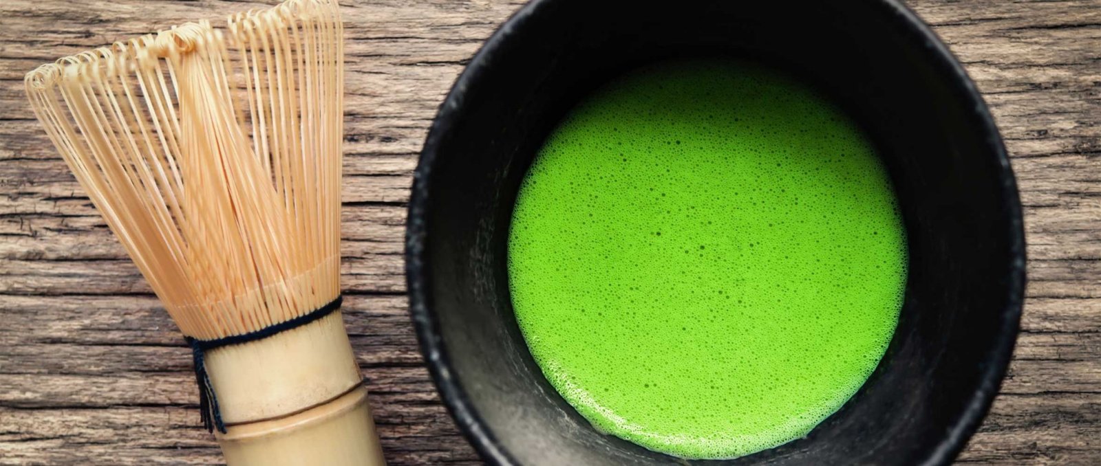 Matcha có màu càng xanh càng ngon/ Photo: https://matchakyoto.com/