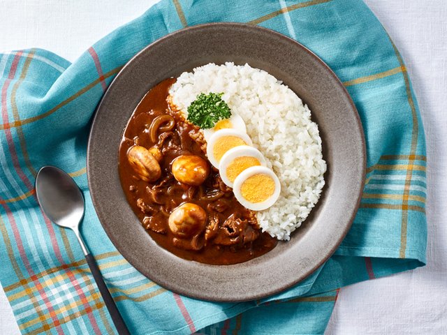 Món cari của Nhật ít độ cay và nồng về mùi hương/ Photo: https://www.sbfoods.co.jp