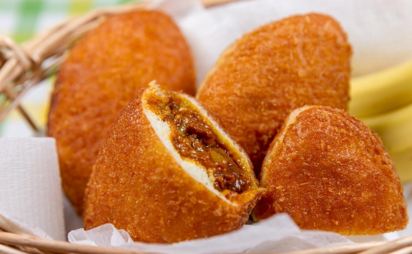 Bánh mì cà ri - Karee Pan / Photo: https://tokubai.co.jp