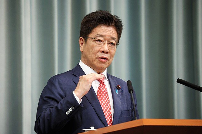 Chánh văn phòng Nội các Katsunobu Kato/ Photo: http://www.asahi.com
