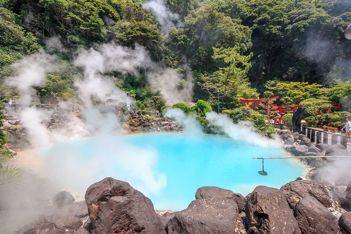 Oita được biết đến là thiên đường suối nước nóng/ Photo: https://discoverjapan-web.com