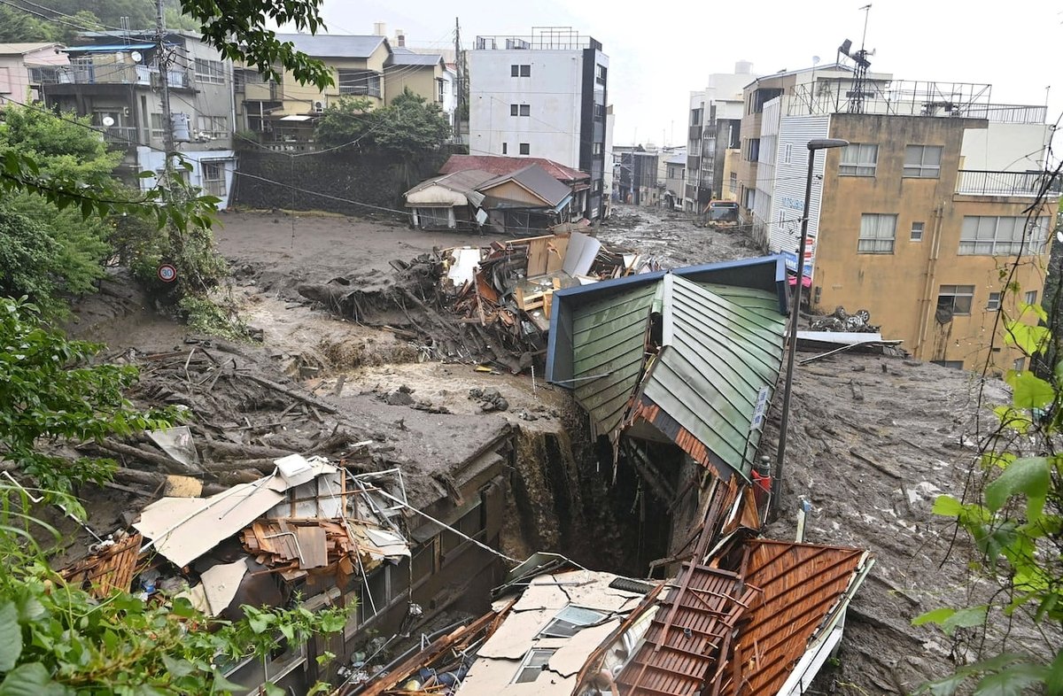 Hiện trường vụ sạt lở đất Atami / Photo: Reuters