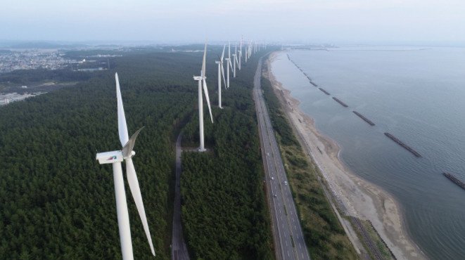 Nhà máy điện gió ở tỉnh Akita, miền bắc Nhật Bản / Photo: Kyodo