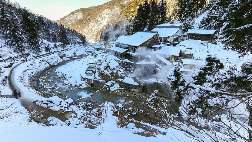 Toàn cảnh tuyết phủ mùa đông / Photo: https://www.japan-guide.com