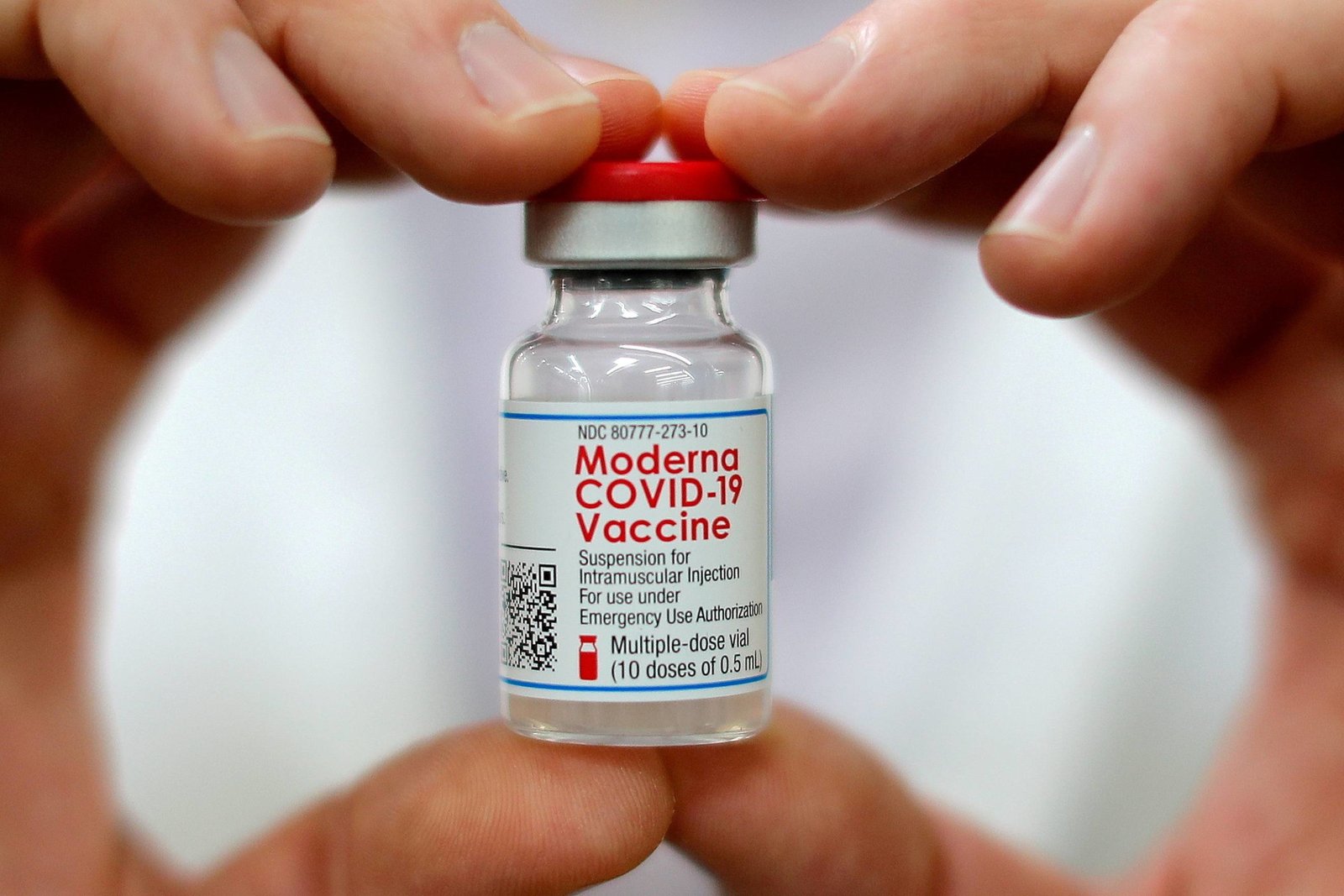 Sau Pfizer, Nhật Bản phê duyệt vắc xin Moderna cho mũi tiêm tăng cường