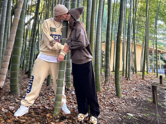 Vợ chồng ca sĩ Justin Bieber / Photo: Instagram